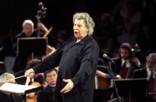 Μίκης Θεοδωράκης