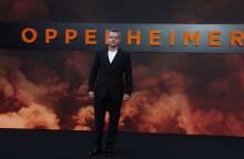 Ο Ματ Ντέιμον στην πρεμιέρα του «Oppenheimer» στο Λονδίνο
