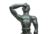 Το ειδώλιο Κούρου από την Κρήτη που φέρνει στο φως η δράση "Αθέατο Μουσείο" στο Εθνικό Αρχαιολογικό Μουσείο