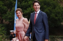 Τζάστιν Τριντό: Χωρίζει μετά από 18 χρόνια γάμου ο πρωθυπουργός του Καναδά - Η ανακοίνωση του διαζυγίου από τη Σοφί Γκρεγκουάρ, μητέρα των τριών παιδιών του.