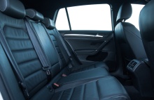 Πίσω θέσεις αυτοκινήτου