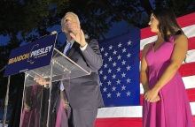 Μπράντον Πρίσλεϊ: Υποψήφιος των Δημοκρατικών για κυβερνήτης του Μισισίπι ο ξάδελφος του «βασιλιά του ροκ εν ρολ», Έλβις Πρίσλεϊ - Η προοδευτική ατζέντα του.