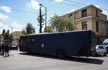 Νέα Φιλαδέλφεια: Η λίστα με τα 54 αντικείμενα που εντόπισαν οι αστυνομικοί στο σημείο των δολοφονικών επεισοδίων - Εξετάζονται στα εργαστήρια της ΕΛ.ΑΣ.