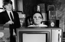 «Video Killed the Radio Star»: Η ιστορία του τραγουδιού των The Buggles που έγινε το πρώτο βιντεοκλίπ που προβλήθηκε στο MTV το καλοκαίρι του 1981.