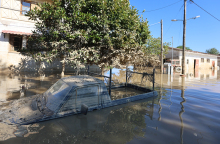 Η κατάρα της Πολιτικής και ο σπασμένος καθρέφτης της Θεσσαλίας