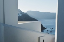 Μύκονος: Το Συμβούλιο της Επικρατείας θα κρίνει τη νομιμότητα προστίμου 995.000 ευρώ για 199 αδήλωτες airbnb πολυτελείς βίλες.