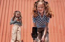 Tik Tok: Πρόστιμο 345 εκατ. ευρώ στην πλατφόρμα κοινωνικής δικτύωσης - Για παραβίαση της ευρωπαϊκής νομοθεσίας για τα δεδομένα των παιδικών λογαριασμών.