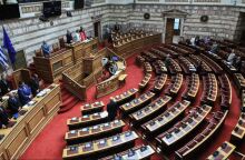 Ενός λεπτού σιγή στη Βουλή για τα θύματα του τραγικού δυστυχήματος στη Λιβύη