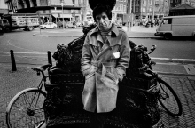 Leonard Cohen: Η ποιητική πλευρά του μουσικού που γεννήθηκε στις 21 Σεπτεμβρίου 1934 κι έφυγε από τη ζωή στις 7 Νοεμβρίου 2016.