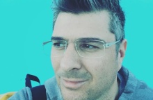 Ο στιχουργός Νίκος Μωραΐτης