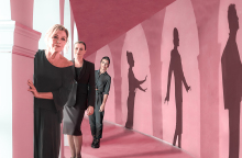 Οι "3 ψηλές γυναίκες" από τον Ρόμπερτ Ουίλσον με τις Ρένη Πιττακή, Καρυοφυλλιά Καραμπέτη και Λουκία Μιχαλοπούλου