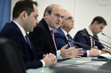 Ο υπουργός Οικονομικών, Κωστής Χατζηδάκης