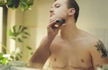 Η Braun δέχεται πυρά για την χρήση ενός τρανς άνδρα σε διαφήμισή της