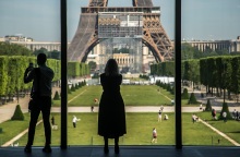 Γαλλία: Μάστιγα κοριών στο Παρίσι - Λιγότερο από ένα χρόνο πριν τους Ολυμπιακούς Αγώνες - Κύμα πανικού σε όλη τη χώρα και πολιτική διαμάχη. 