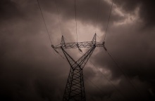 Ηλεκτρικό ρεύμα: Έρχεται ο ενεργειακός «Τειρεσίας» για τους «στρατηγικούς κακοπληρωτές» - Γιγαντώθηκε το πρόβλημα μετακίνησης παρόχων. 