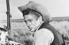 Σαν σήμερα 10 Οκτωβρίου: To 1956 η πρεμιέρα του «Γίγα» με τον Τζέιμς Ντιν στον τελευταίο του ρόλο - Πώς έγινε σύμβολο του σινεμά και της ποπ κουλτούρας.