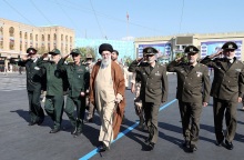 Πόλεμος Ισραήλ - Χαμάς: Ιράν - Ο αγιατολάχ Χαμενεΐ διαψεύδει πως η Τεχεράνη βρισκόταν πίσω από την επίθεση - Κάνει λόγο για «ανεπανόρθωτη ήττα» των σιωνιστών. 