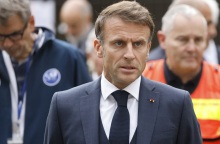 Γαλλία - επίθεση με μαχαίρι σε σχολείο: Ο πρόεδρος Μακρόν καλεί τους Γάλλους να μείνουν «ενωμένοι απέναντι στην τρομοκρατία» - Γνωστός στις αρχές ο δράστης.