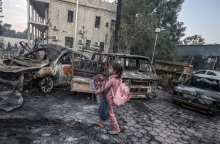 Ο πολύνεκρος βομβαρδισμός νοσοκομείου στη Γάζα, η πολεμική σύγκρουση στη Μέση Ανατολή, η διαμάχη Ισραήλ - Χαμάς