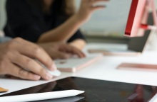 ΔΥΠΑ: Πάνω από 23.000 αιτήσεις σε 24 ώρες για τον νέο κύκλο κατάρτισης σε ψηφιακές και πράσινες δεξιότητες για 30.000 ανέργους - Επίδομα έως 1.000 ευρώ.