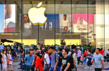 Μεγάλα μεγέθη, πελώριες καταναλώσεις, τεράστιες εκπομπές