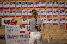 Πόλεμος Ισραήλ - Χαμάς: Τι γνωρίζουμε για τους ομήρους της παλαιστινιακής οργάνωσης - Πόσοι είναι, πού είναι, τι κάνουν οι κυβερνήσεις και οι οικογένειές τους.