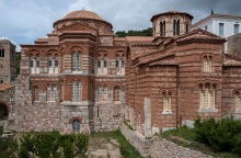 Μονή Οσίου Λουκά Βοιωτίας: Αυτοψία της υπουργού Πολιτισμού - Αναγκαία η αποκατάσταση του μνημείου της UNESCO μετά την πυρκαγιά της 25ης Αυγούστου.