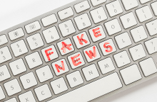 Ο «πόλεμος» στα πληκτρολόγια σε καιρούς κρίσης