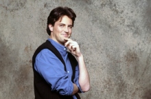 O Matthew Perry ως Chandler Bing στα Φιλαράκια 