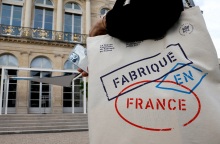 Η πρέσβης της Γαλλίας Λοράνς Αουέρ παρουσίασε τη νέα καμπάνια για την επαναβιομηχάνιση της χώρας, με ευκαιρίες και για την Ελλάδα - Επενδύσεις 54 δισ. ευρώ.