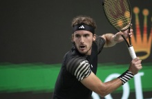 Στέφανος Τσιτσιπάς: Προκρίθηκε στους «16» του Paris Masters - Νίκησε τον Φελίξ Οζέ-Αλιασίμ και περιμένει να μάθει τον επόμενο αντίπαλό του.