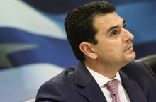 Ο Κώστας Σκρέκας