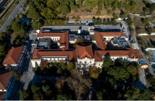 Εικόνα από ψηλά του κτιριακού συγκροτήματος του νοσοκομείου «Άγιος Δημήτριος» στη Θεσσαλονίκη