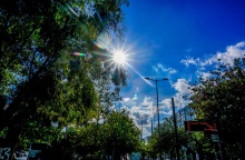 Καιρός: Ξανά 30άρια σήμερα - Σε ποιες περιοχές θα βρέξει