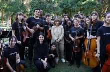 «Γίνε μουσικός ορχήστρας για μια μέρα» στον κήπο του Προεδρικού Μεγάρου: Η πρόσκληση της Κατερίνας Σακελλαροπούλου σε ασυνόδευτα ανήλικα παιδιά