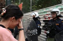 Εξάρχεια: Ξεκίνησε η κοπή δέντρων για τα έργα του μετρό - Διαμαρτύρονται έντονα οι κάτοικοι - Κριτική ασκούν Χάρης Δούκας και ΣΥΡΙΖΑ.