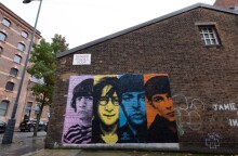 Στην κορυφή των τσαρτ, για πρώτη φορά έπειτα από 54 χρόνια, οι Beatles