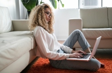 Πως η καθιστική ζωή επιβαρύνει την καρδιά