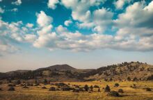 Καιρός σήμερα: Βελτιωμένος με άνοδο της θερμοκρασίας και λίγες νεφώσεις - Αναλυτική πρόγνωση από Meteo και ΕΜΥ