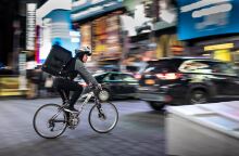 Ανεξέλεγκτο το φαινόμενο «delivery» στους εφήβους της Βρετανίας