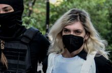 Υπόθεση Πάτρας - Δίκη για τη Τζωρτζίνα: «Αρνούμαι την κατηγορία», είπε στην έναρξη της απολογίας της η Ρούλα Πισπιρίγκου.