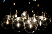 Λάμπες αναμμένες