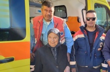 Η συνταξιούχος αγρότισσα κ. Αθηνά Παπαχρήστου δώρισε ασθενοφόρο στο νοσοκομείο Μεσολογγίου - Παραδόθηκε με την παρουσία της