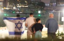 Ισραήλ - Χαμάς: 14 όμηροι και 42 Παλαιστίνιοι κρατούμενοι θα απελευθερωθούν σήμερα - Δεύτερη ημέρα εκεχειρίας - Έφτασε μεγάλη ανθρωπιστική βοήθεια.