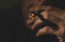 Ναρκωτικά: Αυξάνεται ανησυχητικά η χρήση ουσιών στις νέες γενιές - Σε ανοδική πορεία η χρήση της κοκαΐνης - Στοιχεία του ΚΕΘΕΑ Έξοδος. 