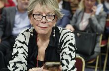 ΣΥΡΙΖΑ - Έλενα Ακρίτα: Αντιδράσεις προκάλεσε ανάρτησή της στο Instagram, στην οποία αναγράφονται τα στοιχεία της βουλευτικής της αποζημίωσης για τον Δεκέμβριο.