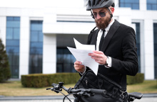 Μην αφήσετε τους δικηγόρους να γίνουν ντελιβεράδες