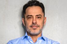 Microsoft: Έλληνας αναλαμβάνει σημαντική διευθυντική θέση - Ο Κώστας Λουκάς θα καθορίζει την περιφερειακή στρατηγική σε όλες τις χώρες του ΕΜΕΑ.