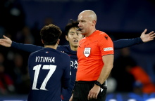 Η UEFA «έκοψε» τον διαιτητή για το πέναλτι υπέρ της Παρί Σεν Ζερμέν