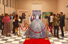 Νίκος Φλώρος: Τιμώμενος καλλιτέχνης των Ηνωμένων Αραβικών Εμιράτων ο διεθνούς φήμης Έλληνας γλύπτης - Εκδήλωση με πολυδιάστατη σημασία στο Ζάππειο Μέγαρο.